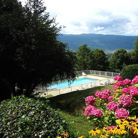 In With Alps View Pool Prázdninový dům